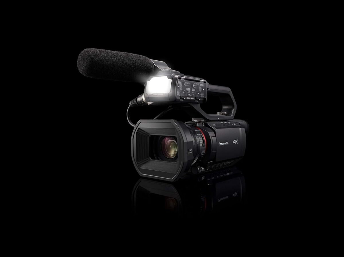 Panasonic X2000 | Caméscope Semi-Pro 4K (4K 60p, Zoom Optique Leica 24x, 25mm, Stabilisé, Viseur, Enreg. interne 4:2:2 10bit 4Kj, Live Streaming FHD, Torche LED,2 Prises XLR) Noir – Image 10