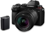 Panasonic Lumix S5K | Appareil Photo Hybride Plein Format + Objectif Lumix S 20-60mm F3.5-5.6 + Batterie (24MP, Vidéo 4K 4:2:2 10bit, Double Stabilisation, V-Log, Tropicalisé) – Version Noir